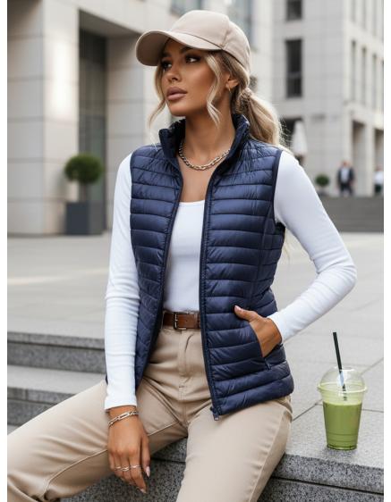 Námořnická modrá