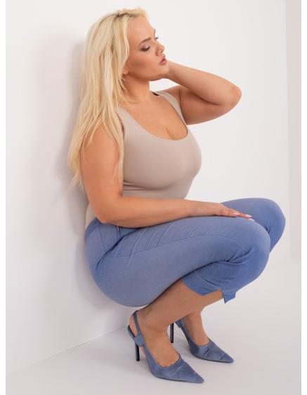 Levně Dámské kalhoty s kapsami 3/4 plus size ROMA modré