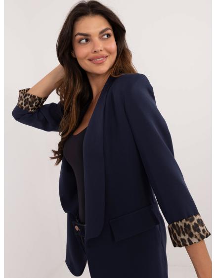 Námořnická modrá