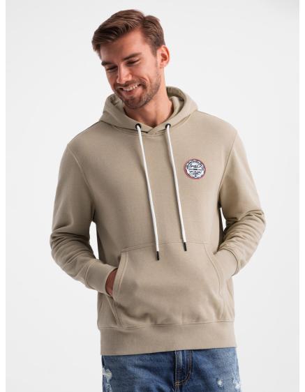 Levně Pánská mikina klokanka s kapucí a nášivkou v kolejním stylu - písková V3
