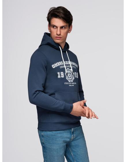 Námořnická modrá