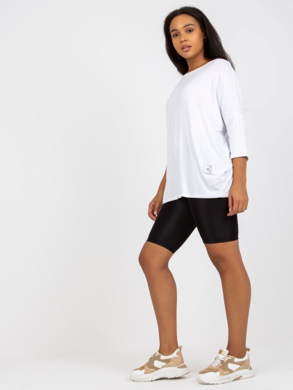 Bílá