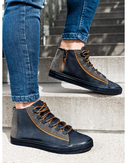 Námořnická modrá